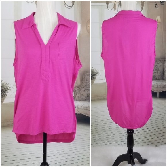 Bandolino Tops - Bandolino Sleeveless Collared V-neck High-Low Top.